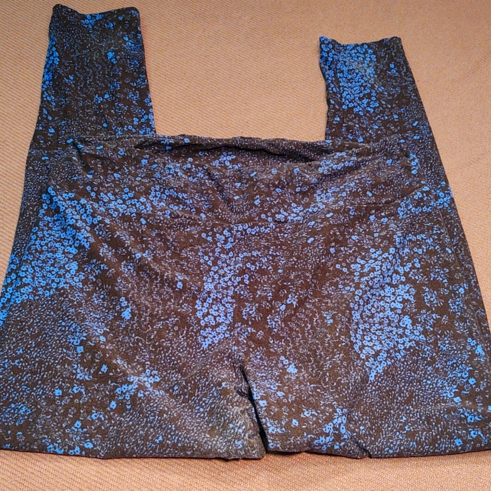 LulaRoe leggings blue and black